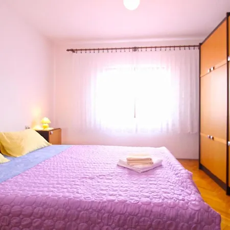 Apartment Fuer 4 Personen Ca 86 Qm In Rovinj-cocaletto, Istrien Istrische Riviera *