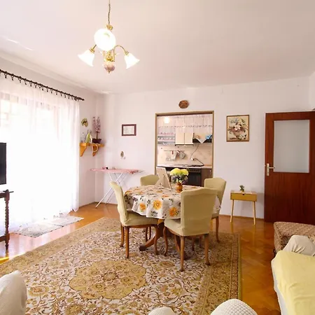 Apartment Fuer 4 Personen Ca 86 Qm In Rovinj-cocaletto, Istrien Istrische Riviera Rovinj