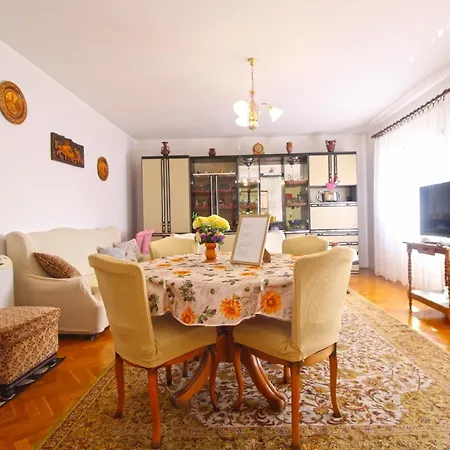 Fuer 4 Personen Ca 86 Qm In Rovinj-cocaletto, Istrien Istrische Riviera Apartment Rovinj