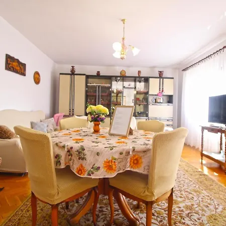 Fuer 4 Personen Ca 86 Qm In Rovinj-cocaletto, Istrien Istrische Riviera Apartment